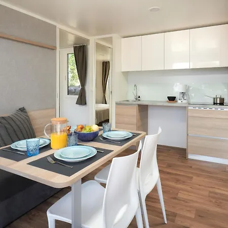 Medora Orbis Mobile Homes & Glamping 4*