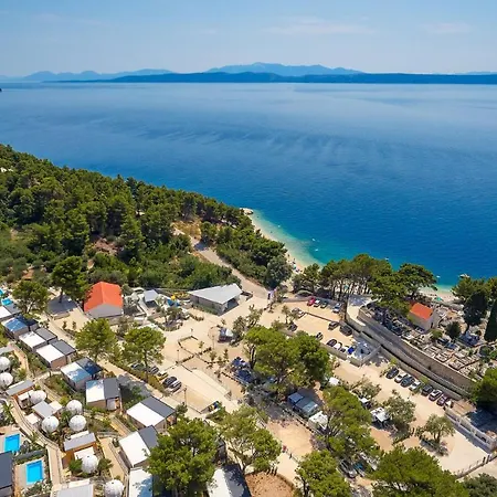 Medora Orbis Mobile Homes & Glamping פארק נופש