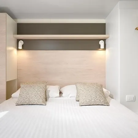 Medora Orbis Mobile Homes & Glamping 4* פודגורה
