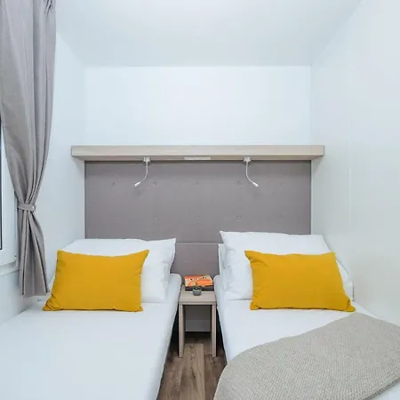 פארק נופש Medora Orbis Mobile Homes & Glamping