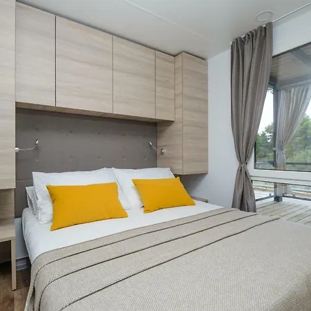 Medora Orbis Mobile Homes & Glamping 4*