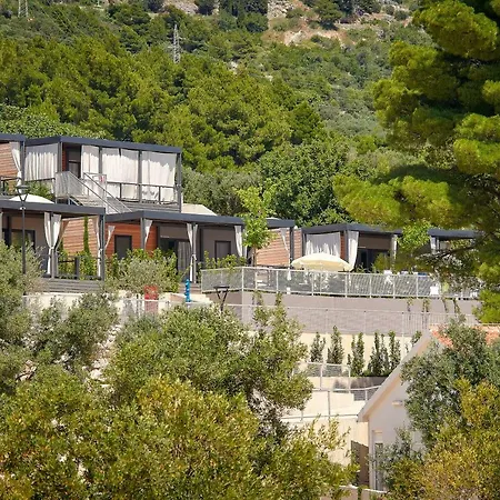 Medora Orbis Mobile Homes & Glamping פארק נופש פודגורה
