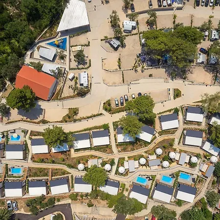 Medora Orbis Mobile Homes & Glamping 4*