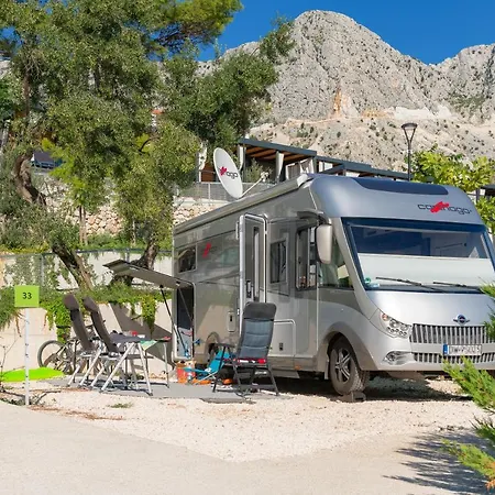 Medora Orbis Mobile Homes & Glamping פארק נופש