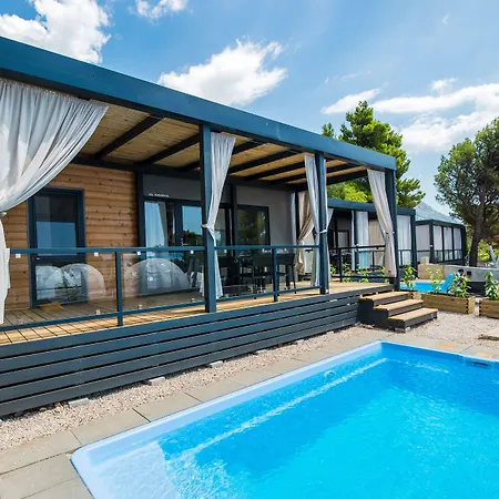 Medora Orbis Mobile Homes & Glamping Podgora (Split-Dalmatia)