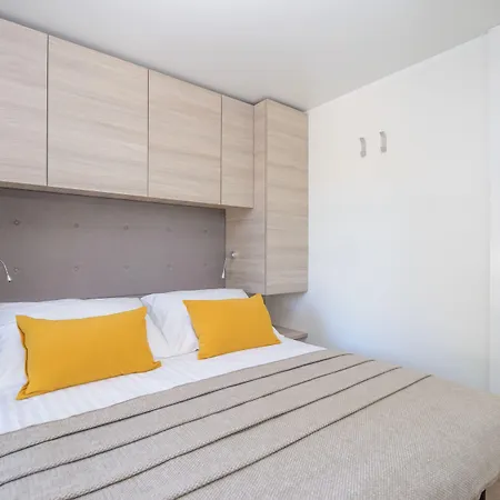 Kompleks wypoczynkowy Medora Orbis Mobile Homes & Glamping 4*