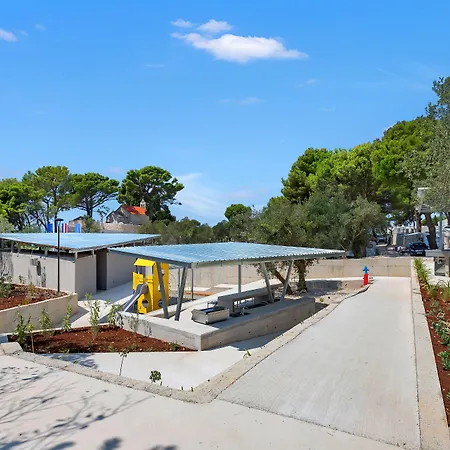 Medora Orbis Mobile Homes & Glamping 4*