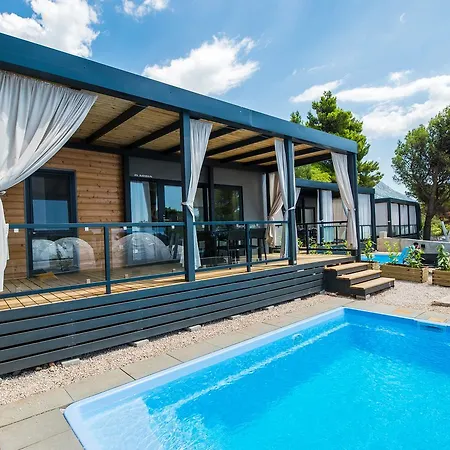 Medora Orbis Mobile Homes & Glamping 4* Podgora (Split-Dalmatia)