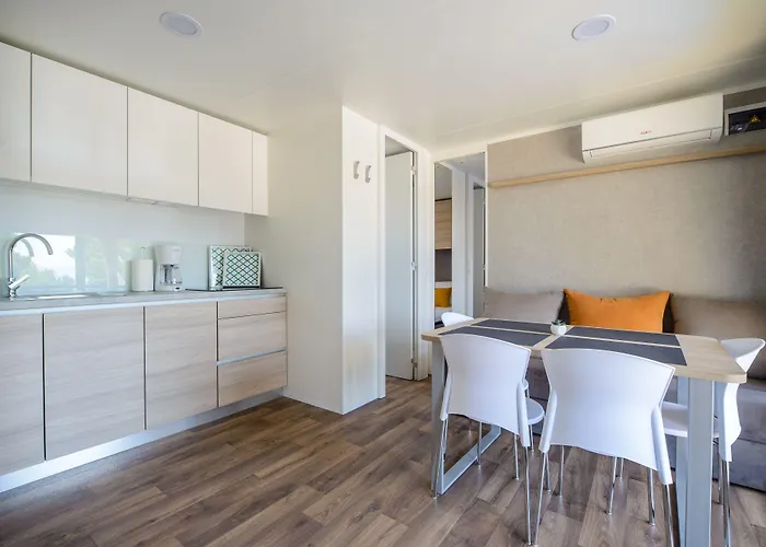 Medora Orbis Mobile Homes 4*