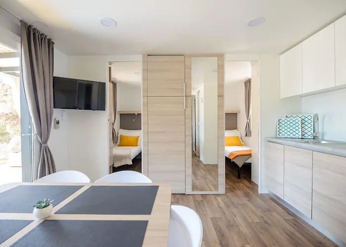 Medora Orbis Mobile Homes Podgora