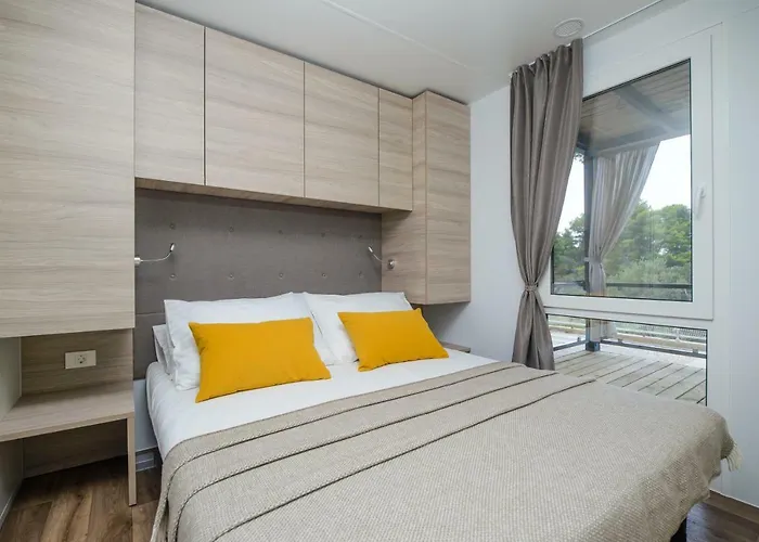 Medora Orbis Mobile Homes 4*